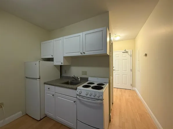 21 Brookline St Unit 111, Cambridge, MA 02139