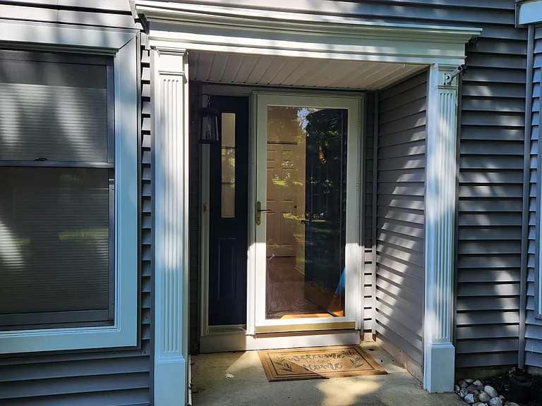 37 Nathan Ct — Photo 2