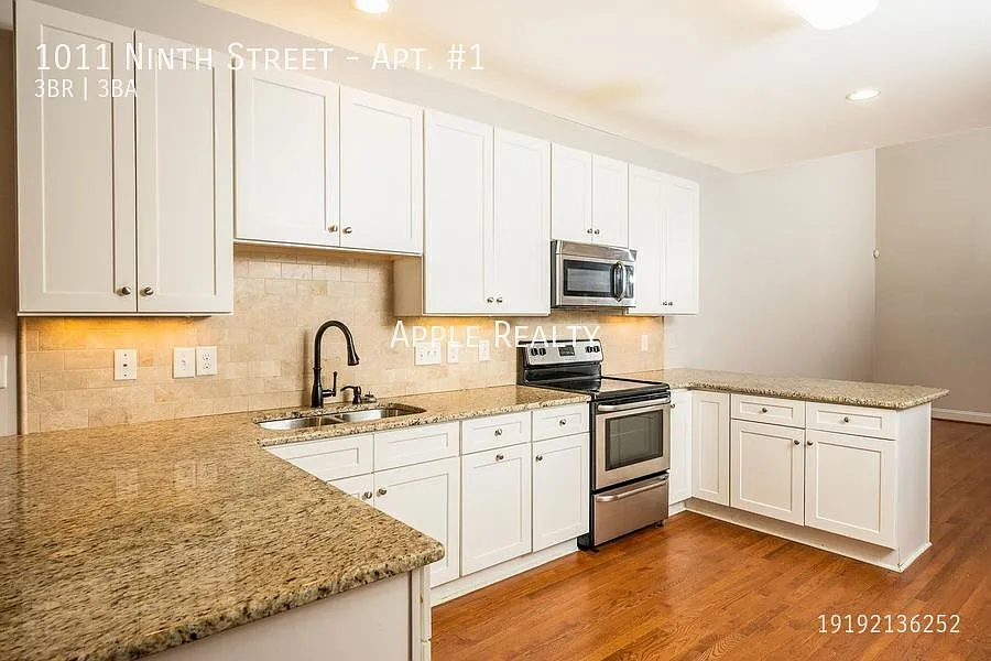 1011 Ninth Street, Apt. #1 - Available now! Free 2-Week Move-In Special — Photo 2