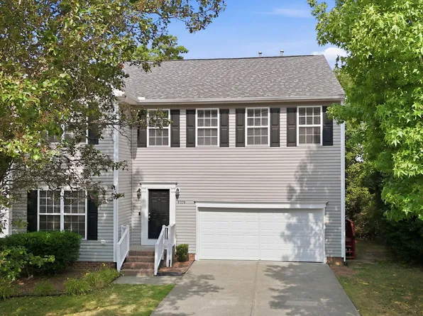 8709 Kaplan Woods Way, Wake Forest, NC 27587