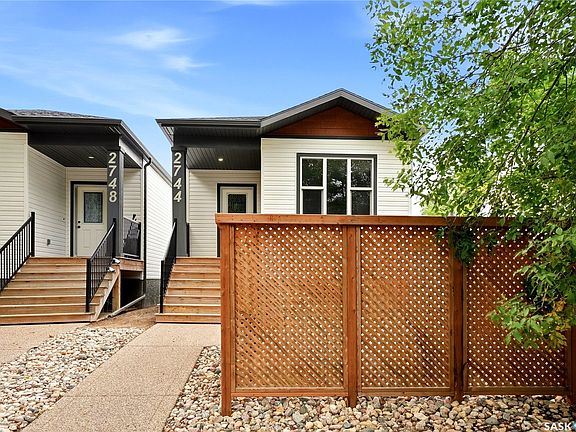 3rd image of 2744 MacKay Street