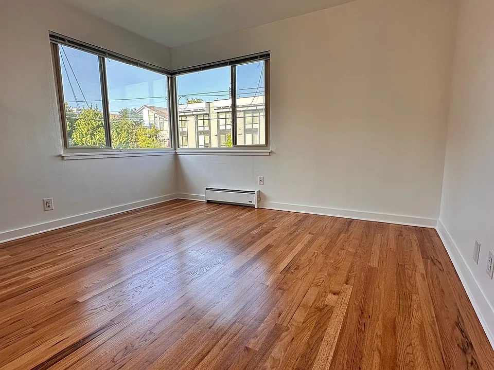 4203 Evanston Ave N #201
