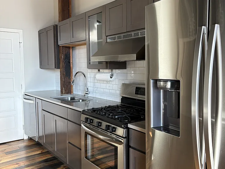 320 S Phillips Ave #303 — Photo 6