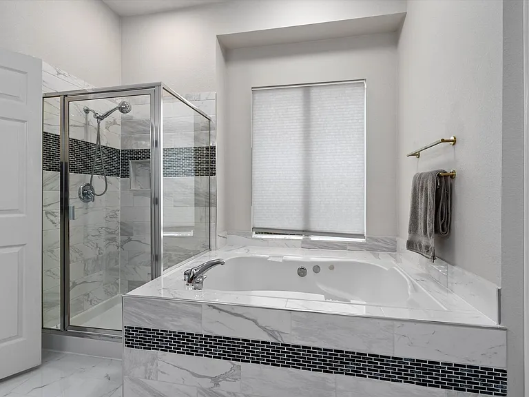 1706 Buttercup Creek Blvd — Photo 20