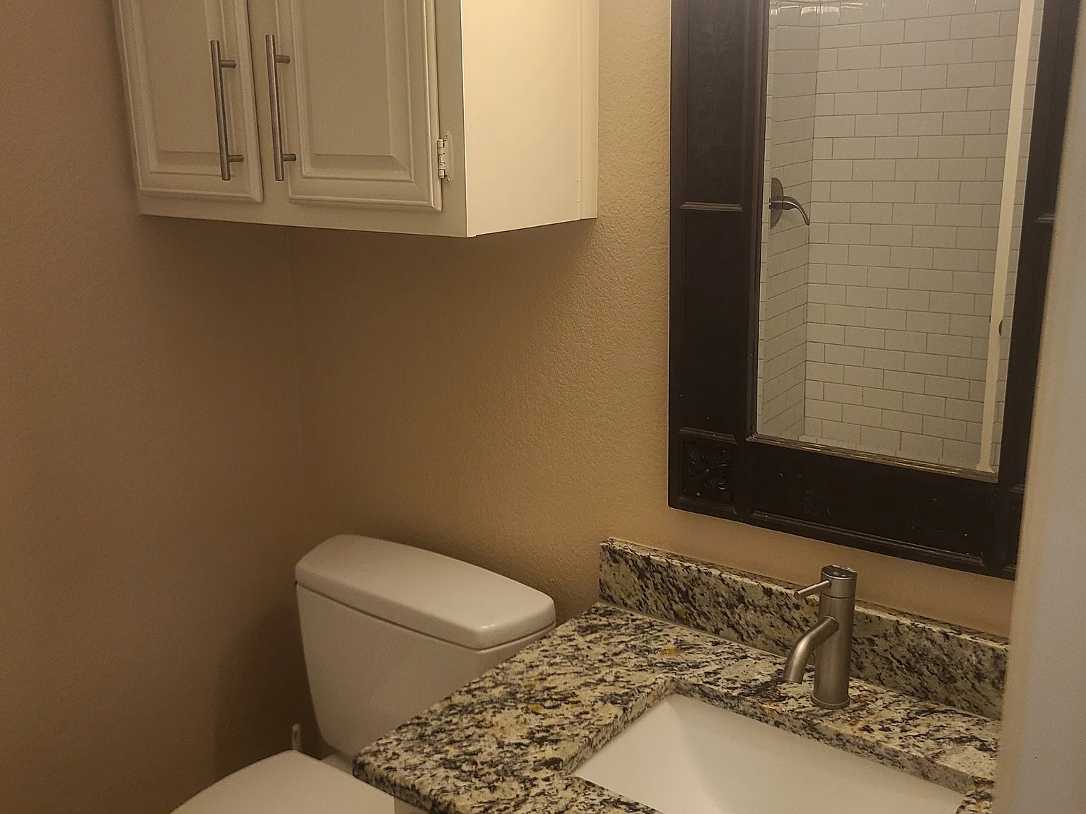 3 bed, 1250 sqft, $2,000 — Photo 4