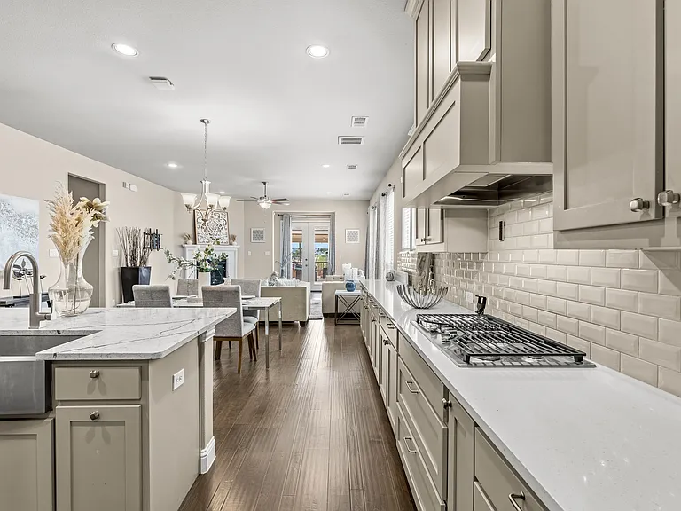 3404 Begonia Ln — Photo 33