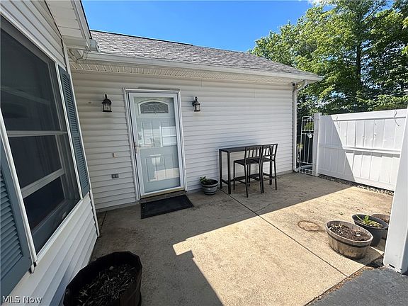 2nd image of 5916 Callaway Cir