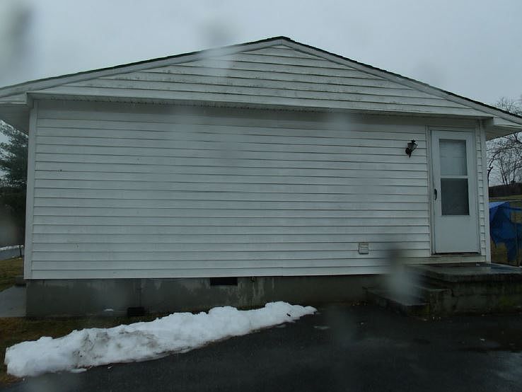 2nd image of 134 Hillside Dr