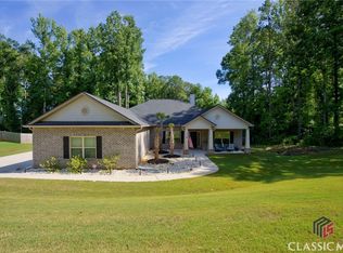 869 River Fall Dr, Jefferson, GA 30549