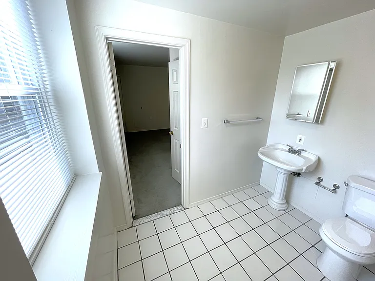 770 S 2nd St #2B — Photo 10