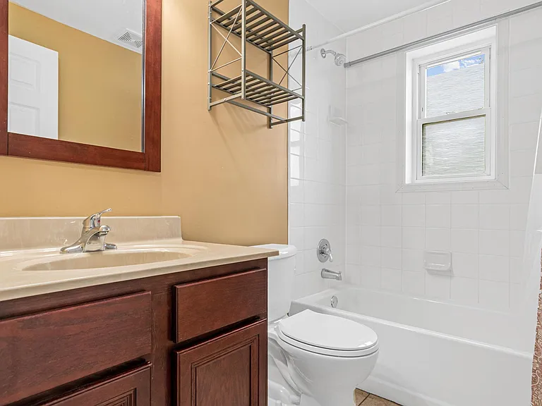 9152 Lexington Ave N #1 — Photo 6