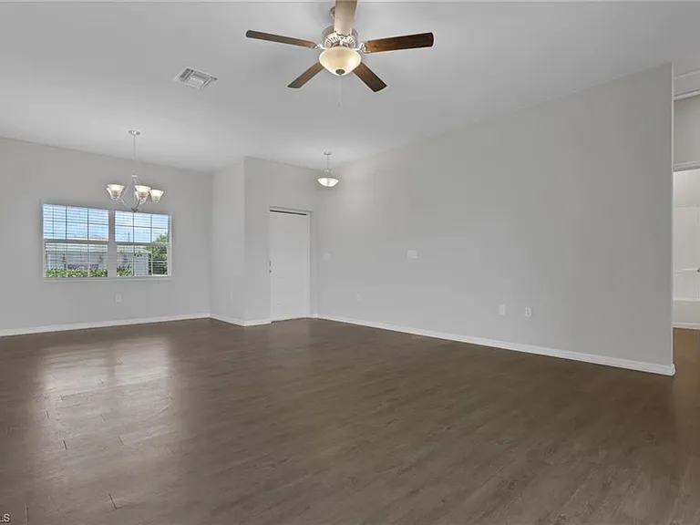1314 NW 7th Ave — Photo 8