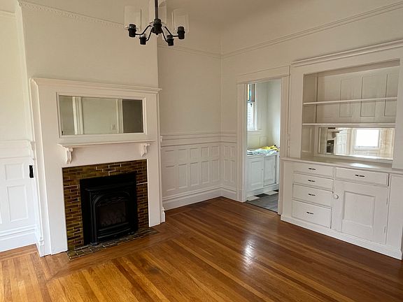 4th image of 1645 Page St APT 2