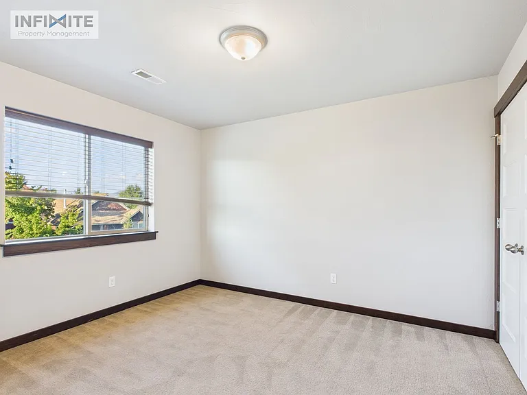 3662 Potosi St — Photo 17