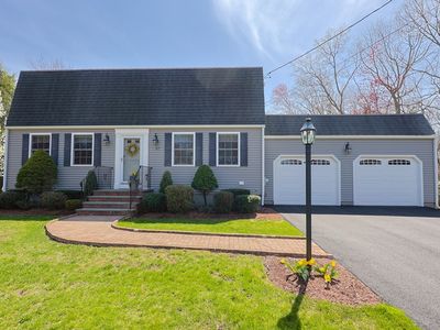 57 Eden Park Dr, North Attleboro, MA, 02760