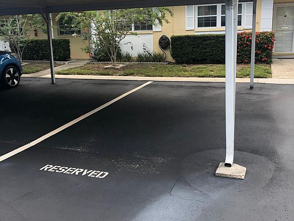 2nd image of 1020 De Soto Dr