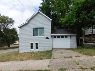 439 Emerald Ave NE, Grand Rapids, MI, 49503