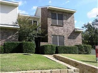 833 Creekside Dr, Lewisville, TX 75067