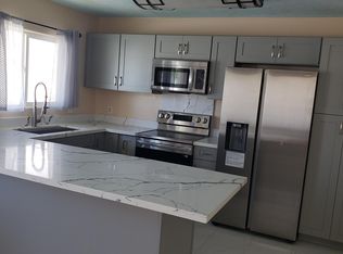 1008 Akoko St, Honolulu, HI 96814