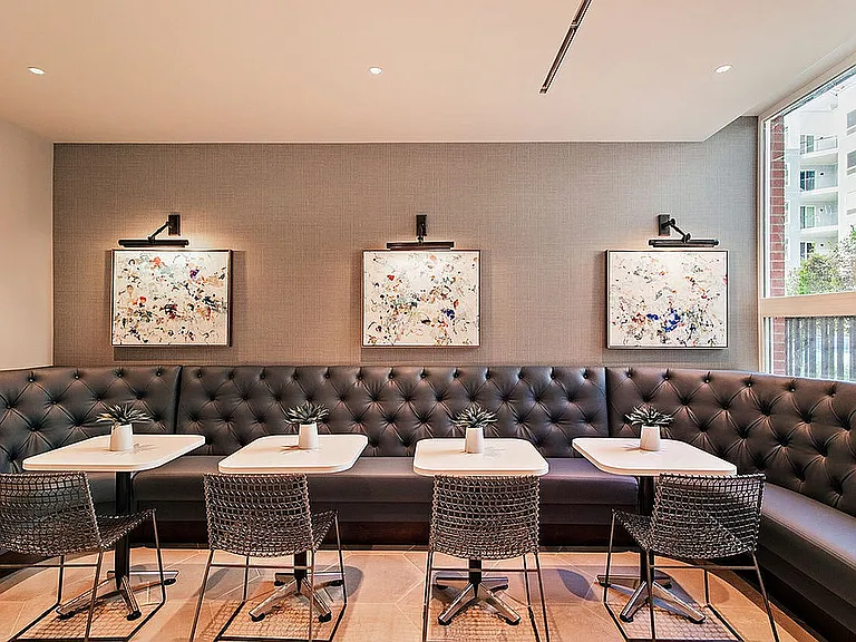 The Vue — Photo 33