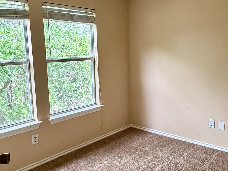 2707 Prairie Creek Dr — Photo 20