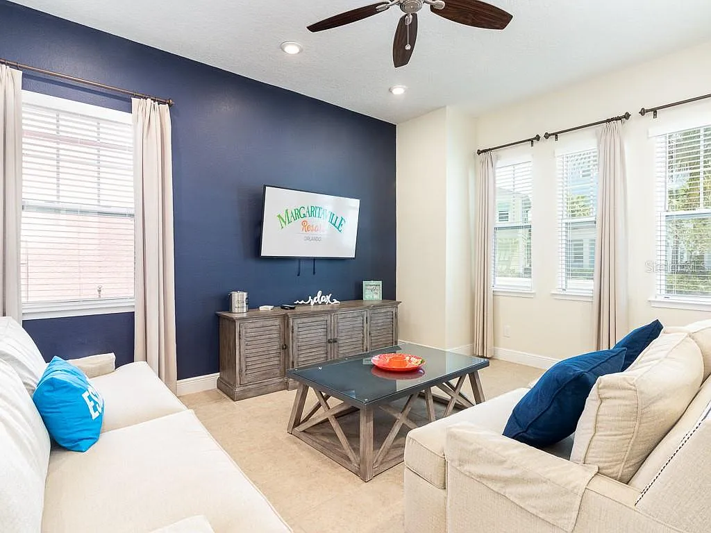 3 bed, 2.5 bath, 1538 sqft, $3,400 — Photo 3