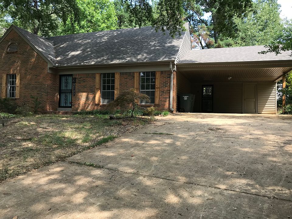 2102 Rock Ridge Cove