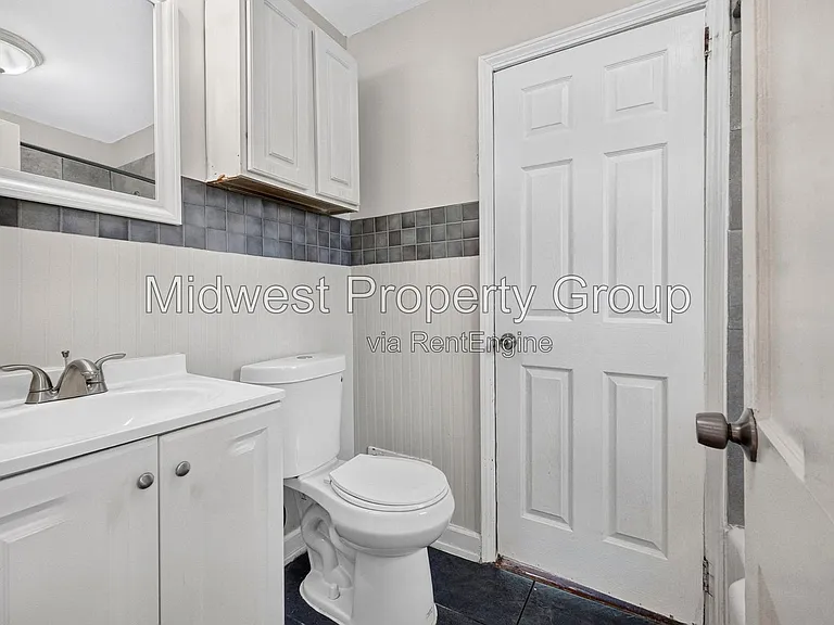 5344 Colton Dr — Photo 17
