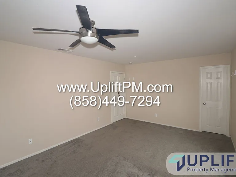 2041 Sweetwater Rd #A — Photo 23