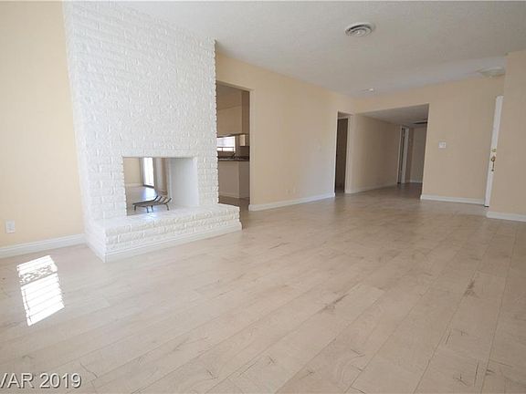 4th image of 5134 Stampa Ave