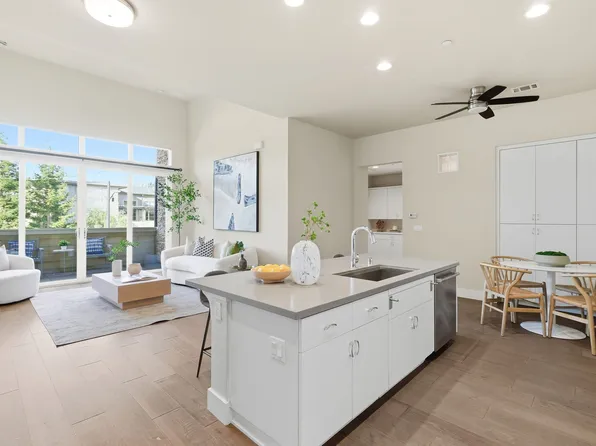 889 N San Antonio Rd Unit 2020, Los Altos, CA 94022