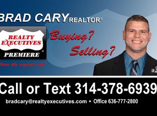 3425 Miller Rd, Arnold, MO 63010