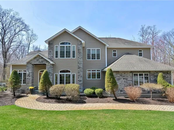 383 Reservoir Rd, Cumberland, RI 02864