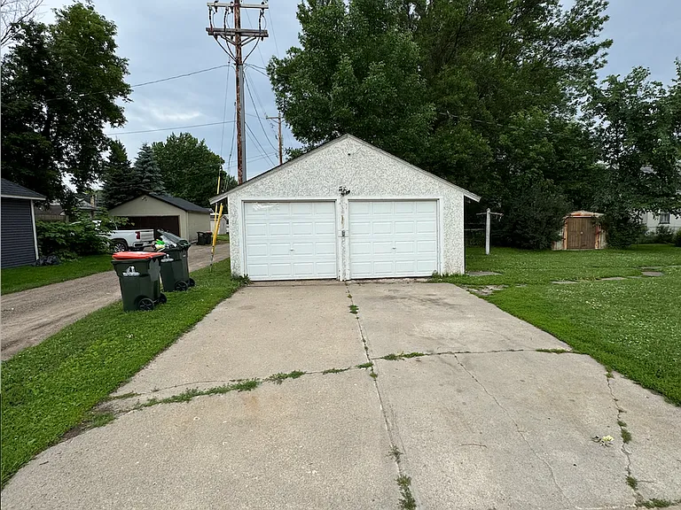 1424 Norwood St — Photo 6