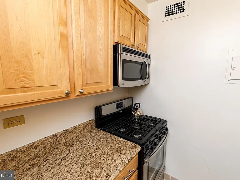 2475 Virginia Ave NW #515 — Photo 9