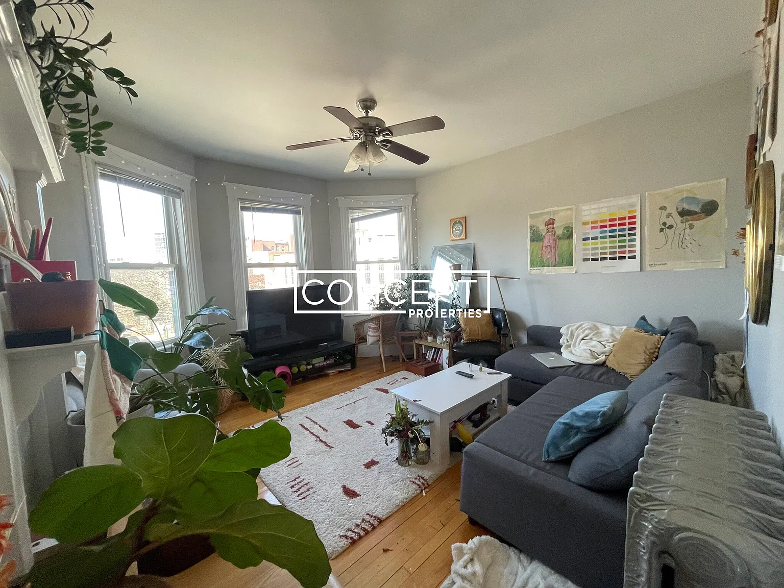 4 bed, $4,400 — Photo 1