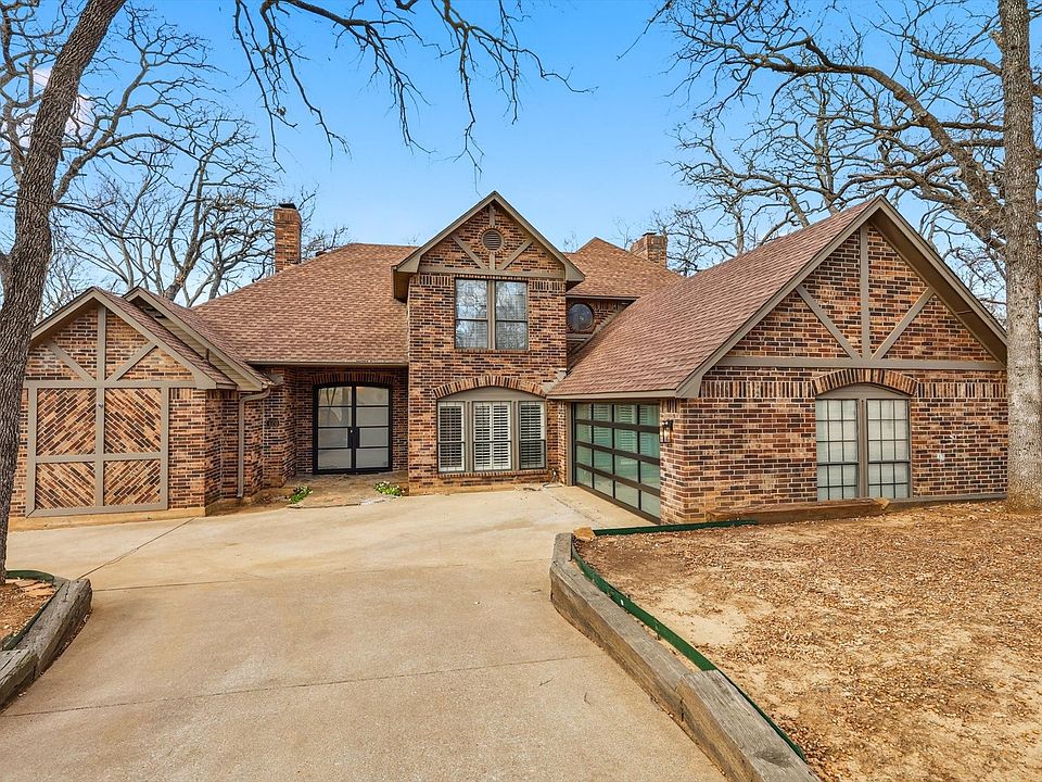1st image of 420 Longfellow Dr