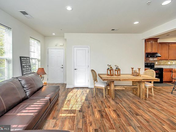 4th image of 14848 Mason Creek Cir #74