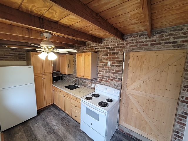 1st image of 3568 Palm Ave