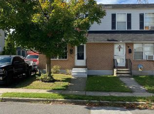 1012 McClenahan Ter, Marcus Hook, PA 19061