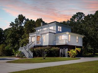 7848 Pelican Bay Dr, Awendaw, SC 29429