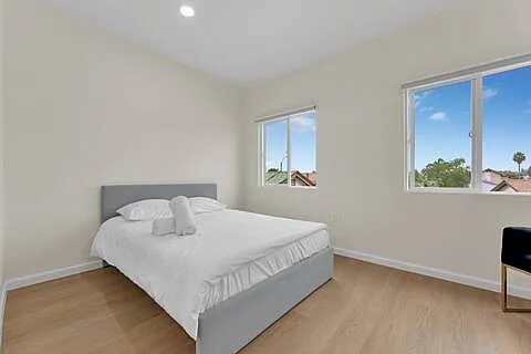 8869 Jade Coast Dr — Photo 12
