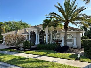 7060 Scrub Jay Dr, Sarasota, FL 34241