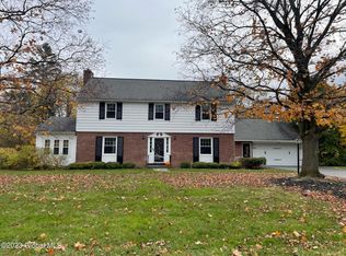 1262 Ruffner Rd, Niskayuna, NY 12309