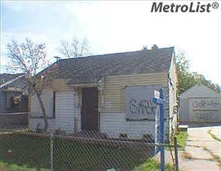1st image of 1820 E Poplar St