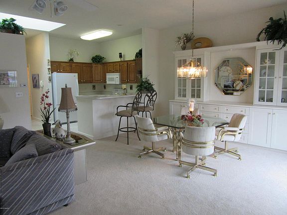 4th image of 1589 Hickory Trace Dr