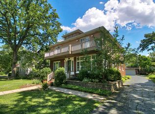 209 Millbridge Rd, Riverside, IL 60546