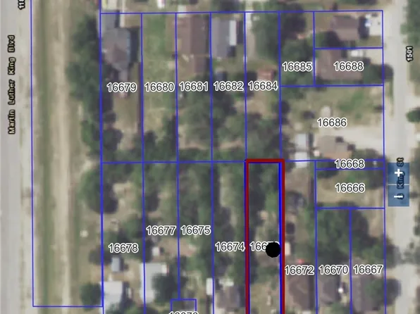 113 Sidbury Ave, Alice, TX 78332