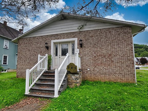 3rd image of 545 Elk St