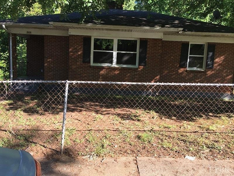 1st image of 1526 Augusta St